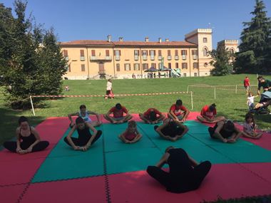 judoka e tentativi di danza classica Mon Club alla festa dello sport di Appiano